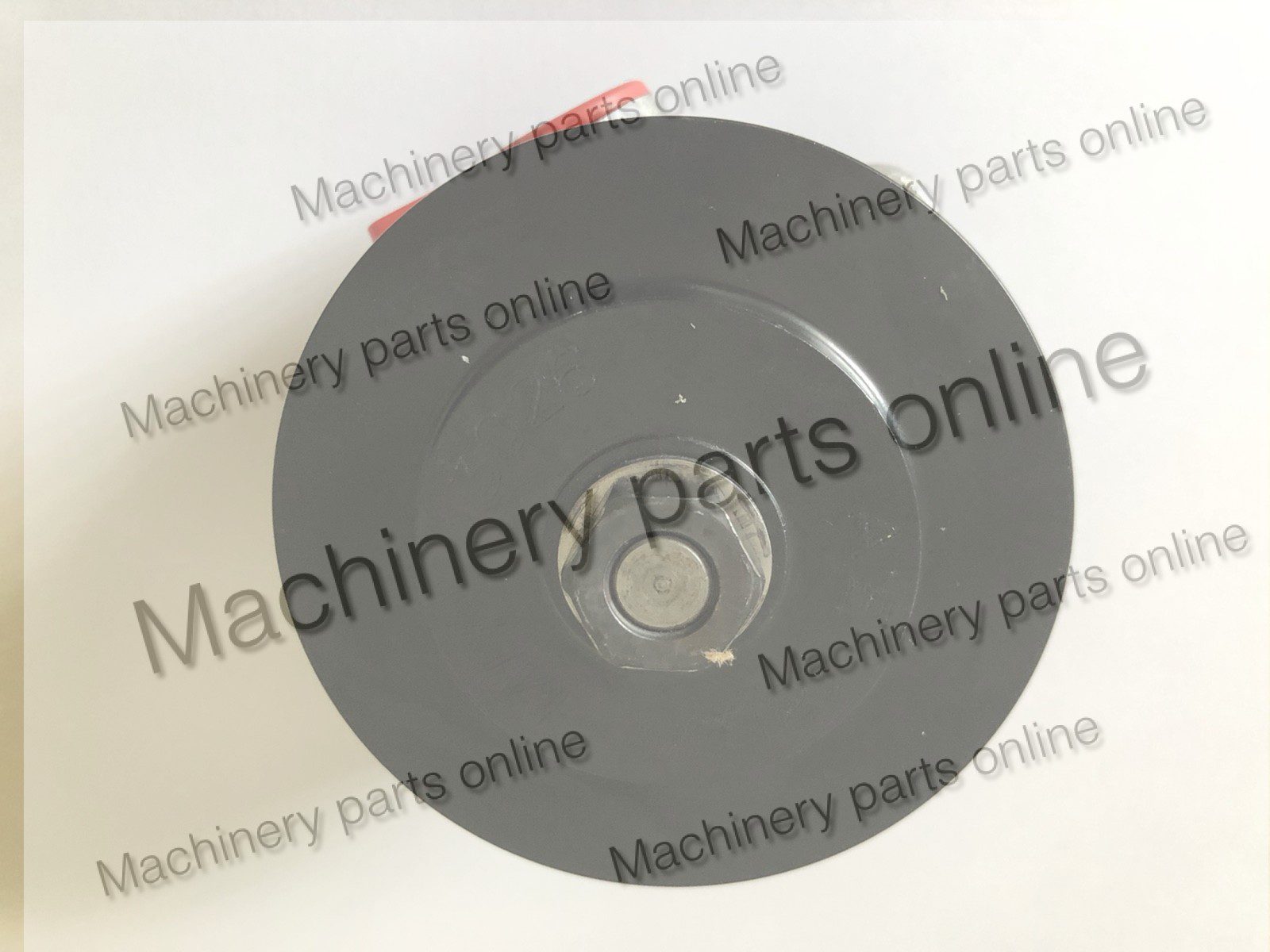 Fuel pump DEUTZ 04515665 - Image 2